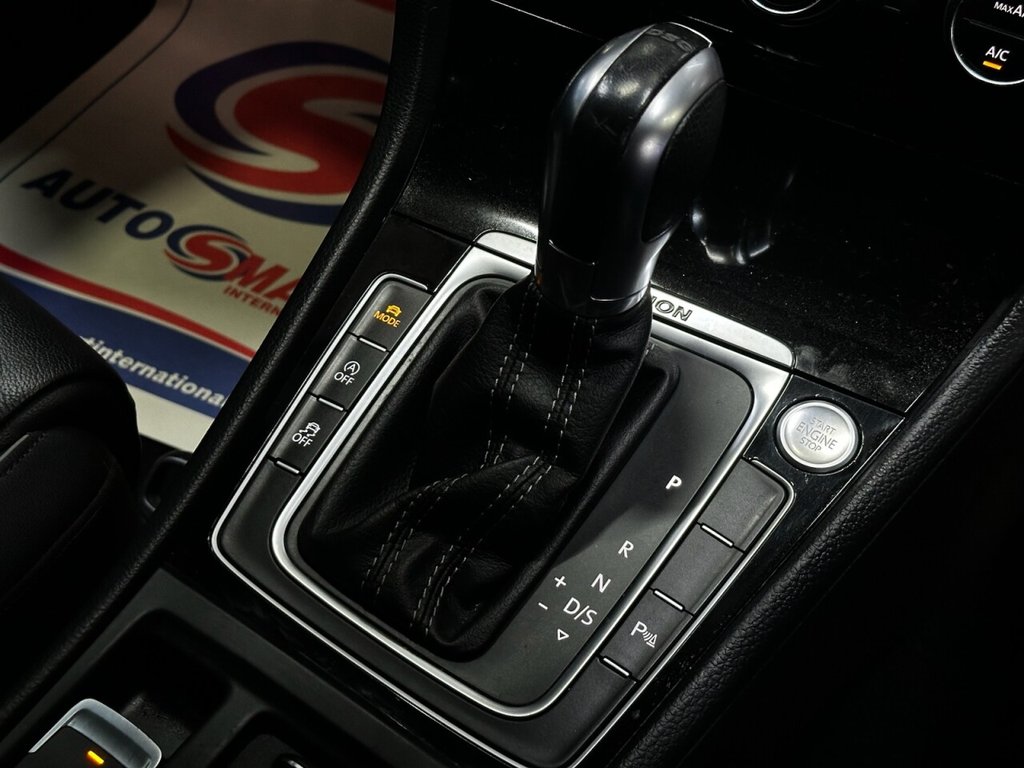 Used Volkswagen Golf 2017 for sale - 77976353: Photo 32