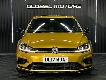 Used Volkswagen Golf 2017 for sale - 77976353: Photo