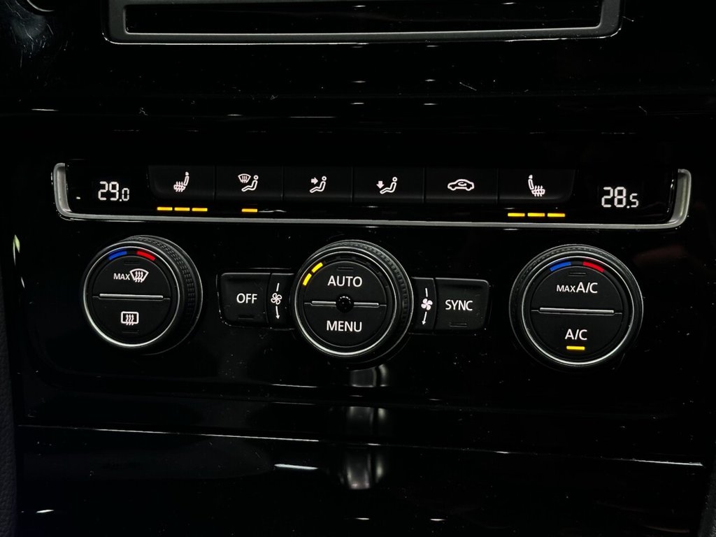 Used Volkswagen Golf 2016 for sale - 77327943: Photo 30