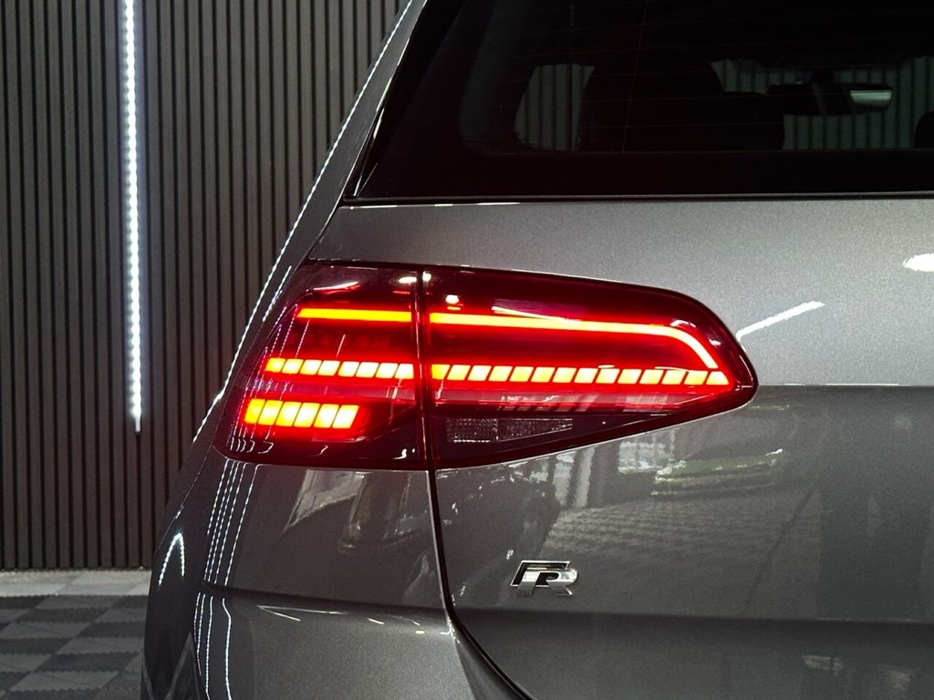 Used Volkswagen Golf 2017 for sale - 77572113: Photo 13