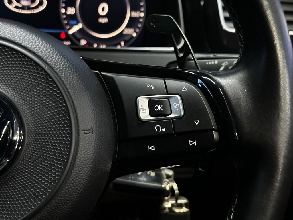 Used Volkswagen Golf 2017 for sale - 77572113: Photo 37