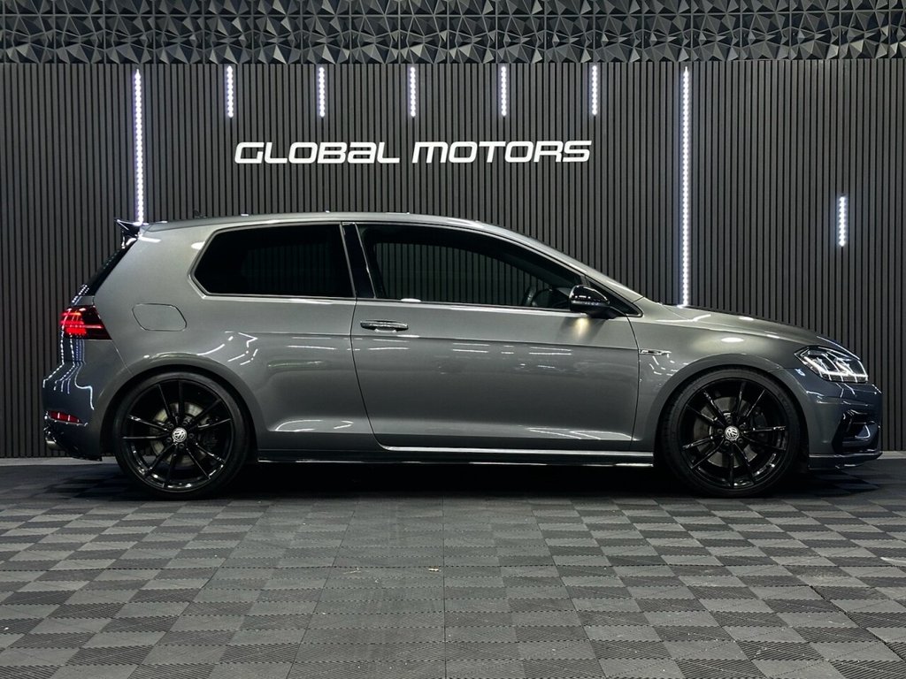 Used Volkswagen Golf 2017 for sale - 77572113: Photo 6