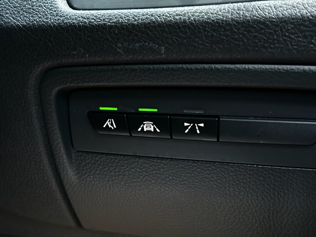 Used BMW 3 Series 2015 for sale - 77593810: Photo 30