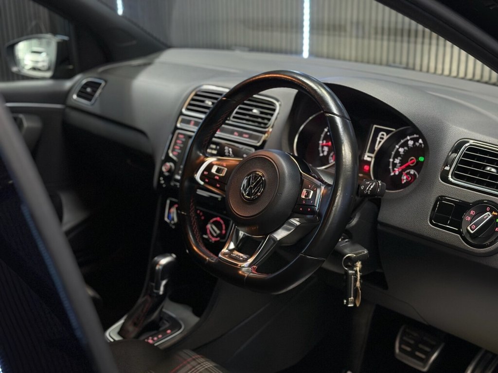 Used Volkswagen Polo 2016 for sale - 76768086: Photo 25