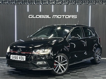 Used Volkswagen Polo 2016 for sale - 76768086: Photo