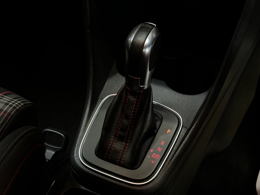 Used Volkswagen Polo 2016 for sale - 76768086: Photo 32