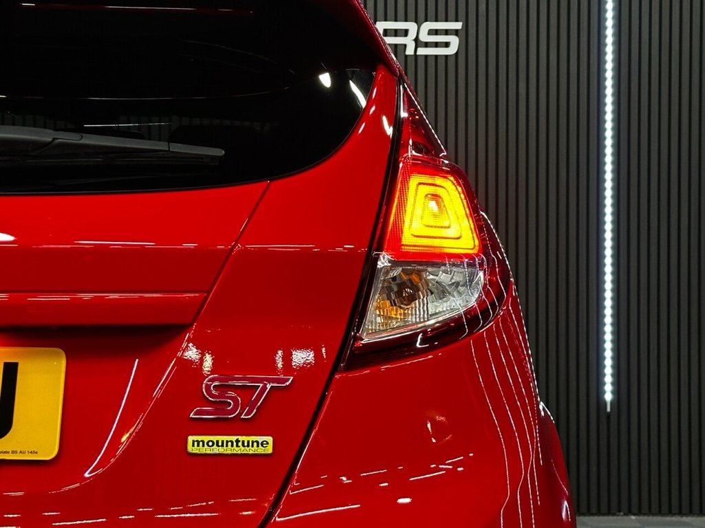 Used Ford Fiesta 2014 for sale - 77187896: Photo 14