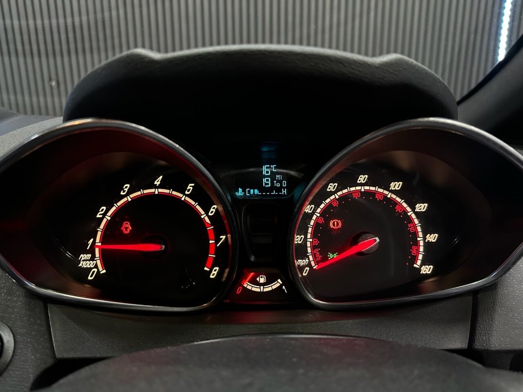 Used Ford Fiesta 2014 for sale - 77187896: Photo 25