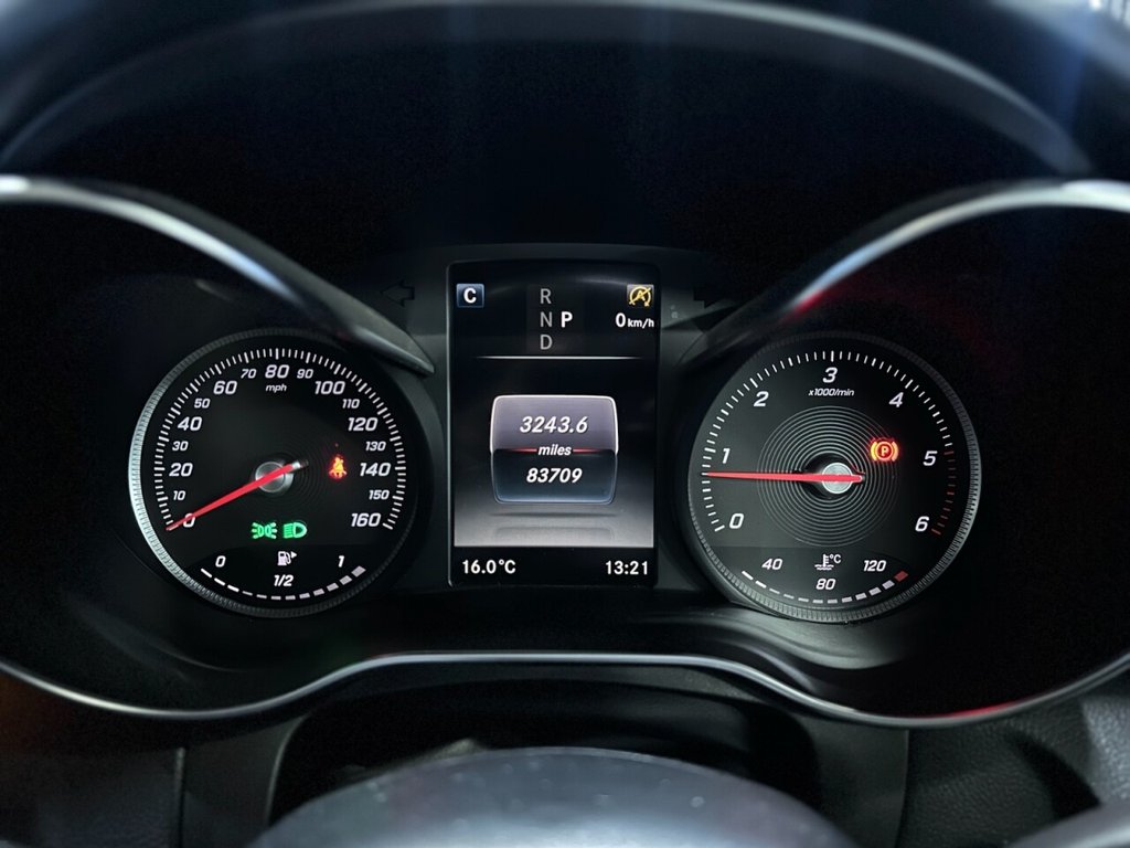 Used Mercedes-Benz GLC 2017 for sale - 76768737: Photo 27