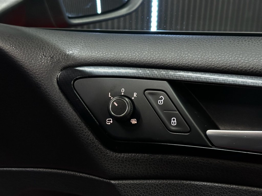 Used Volkswagen Golf 2016 for sale - 77072614: Photo 36