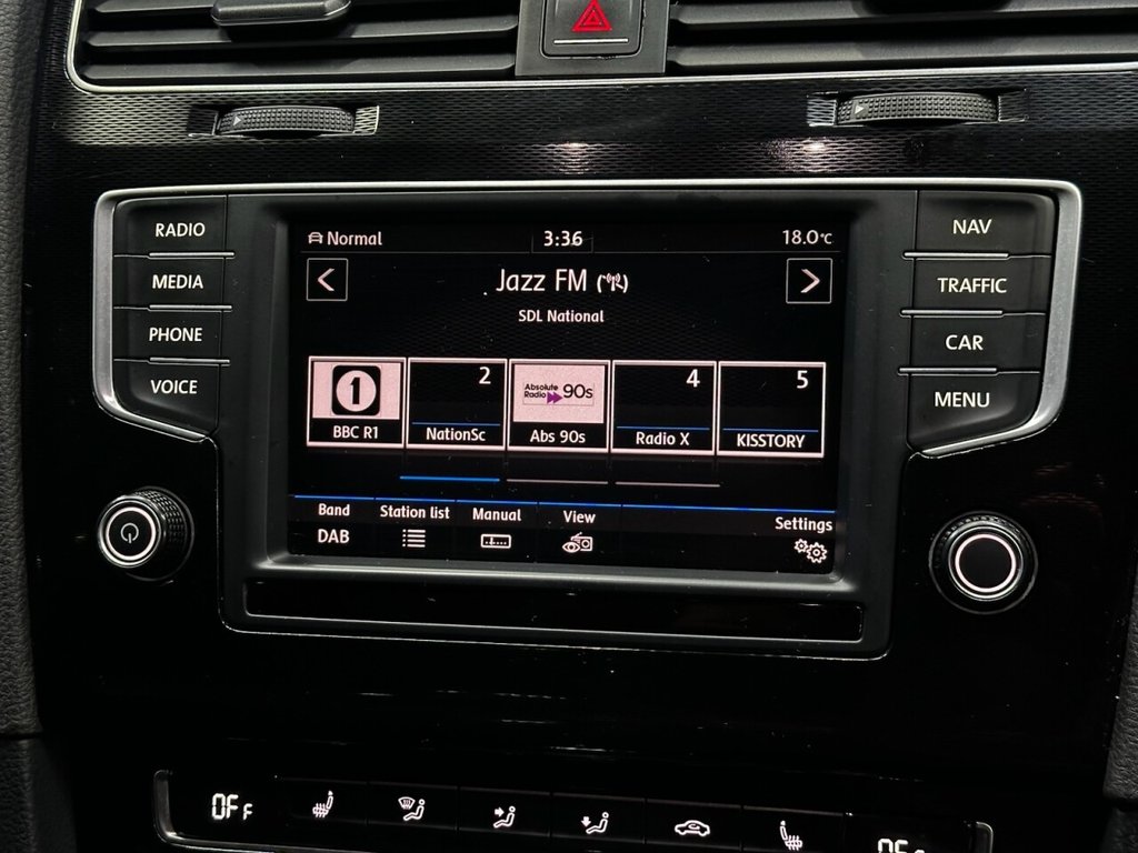 Used Volkswagen Golf 2017 for sale - 77747922: Photo 24