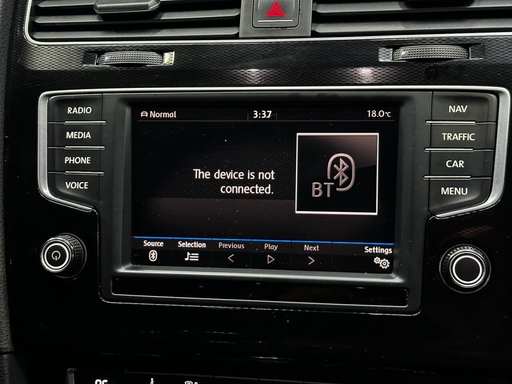 Used Volkswagen Golf 2017 for sale - 77747922: Photo 25