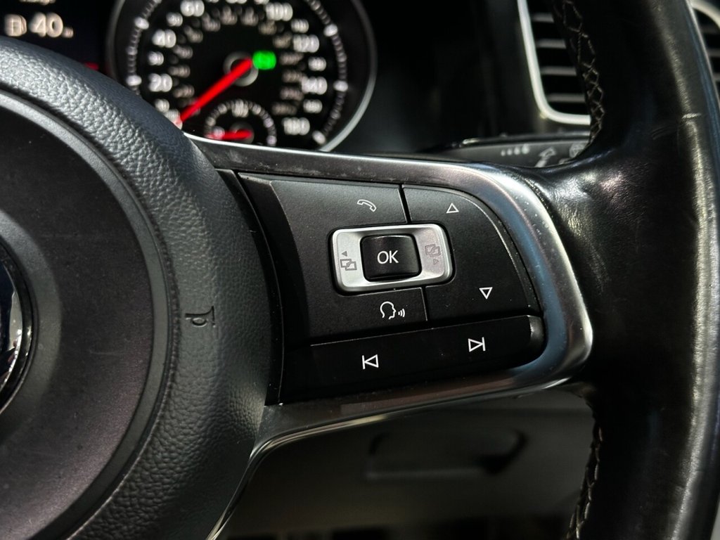 Used Volkswagen Golf 2017 for sale - 77747922: Photo 31