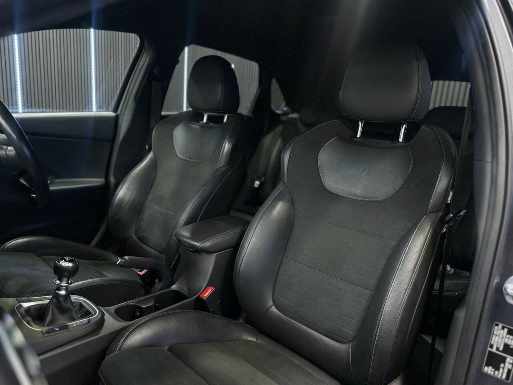 Used Hyundai i30 2018 for sale - 76973283: Photo 18