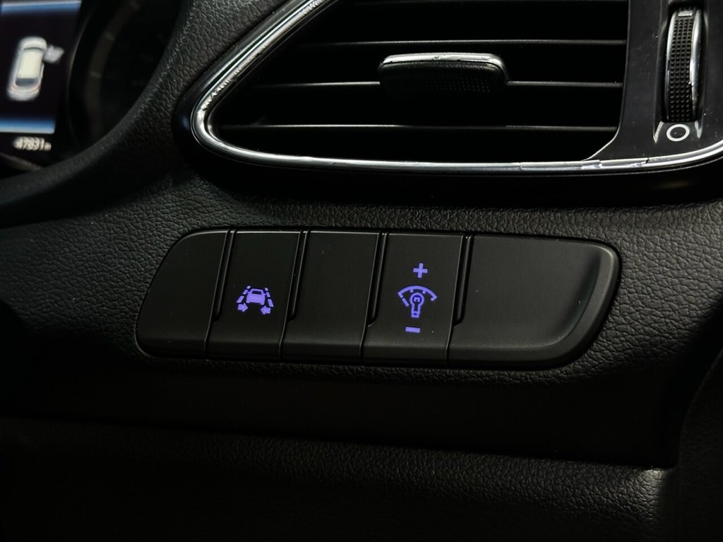 Used Hyundai i30 2018 for sale - 76973283: Photo 36