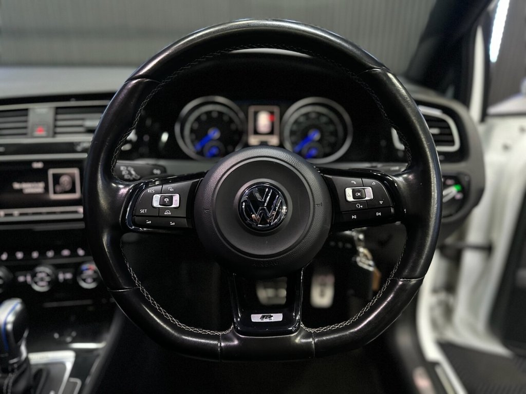 Used Volkswagen Golf 2016 for sale - 77072587: Photo 26