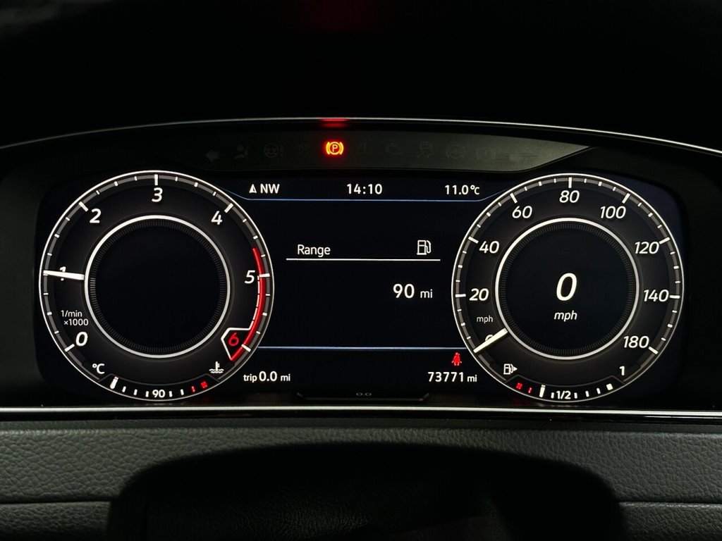 Used Volkswagen Golf 2017 for sale - 77608495: Photo 25