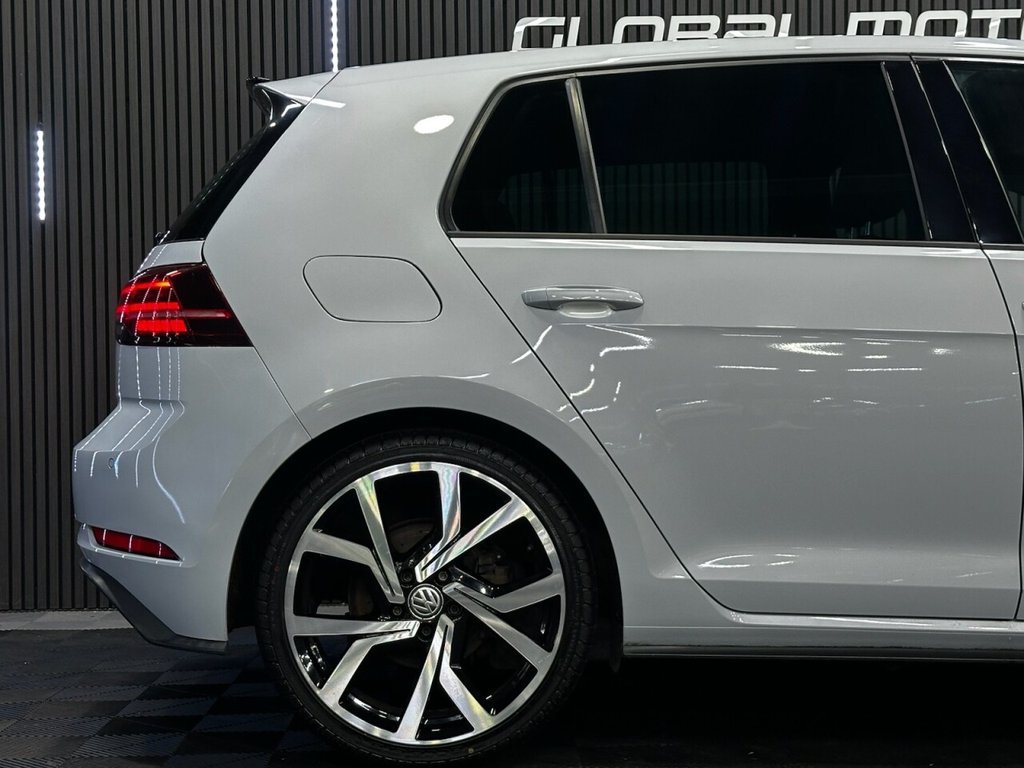 Used Volkswagen Golf 2017 for sale - 77608495: Photo 7
