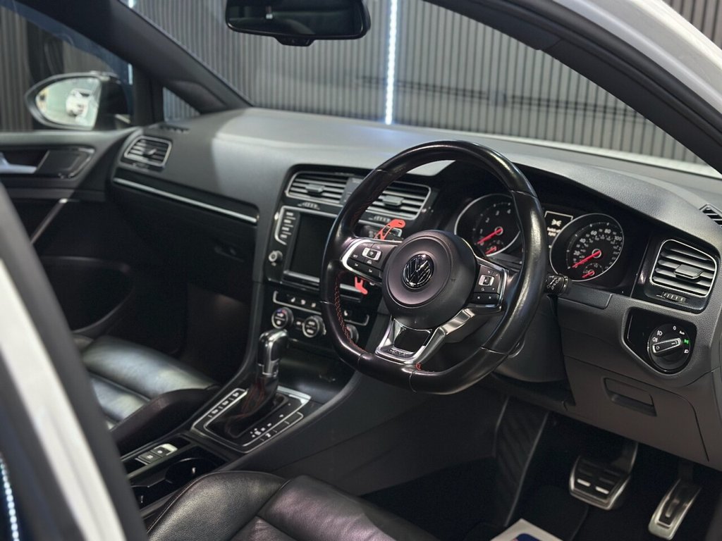 Used Volkswagen Golf 2016 for sale - 77642164: Photo 24