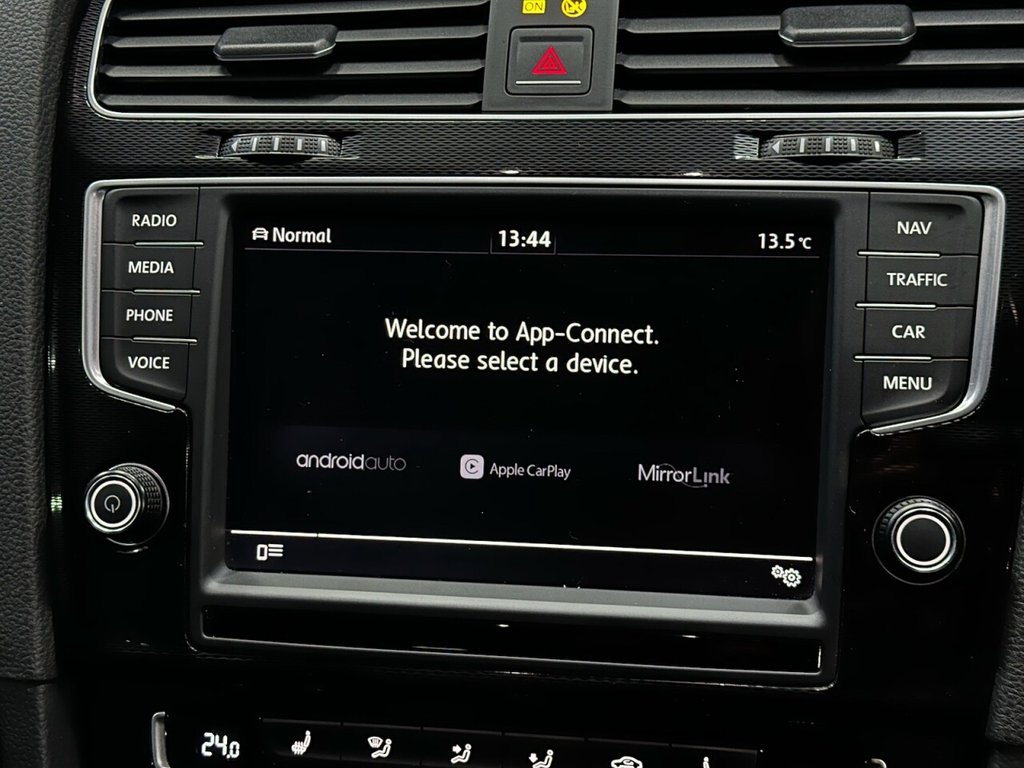 Used Volkswagen Golf 2016 for sale - 77642164: Photo 29