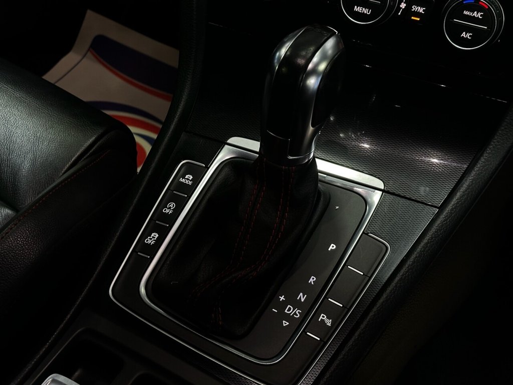 Used Volkswagen Golf 2016 for sale - 77642164: Photo 33