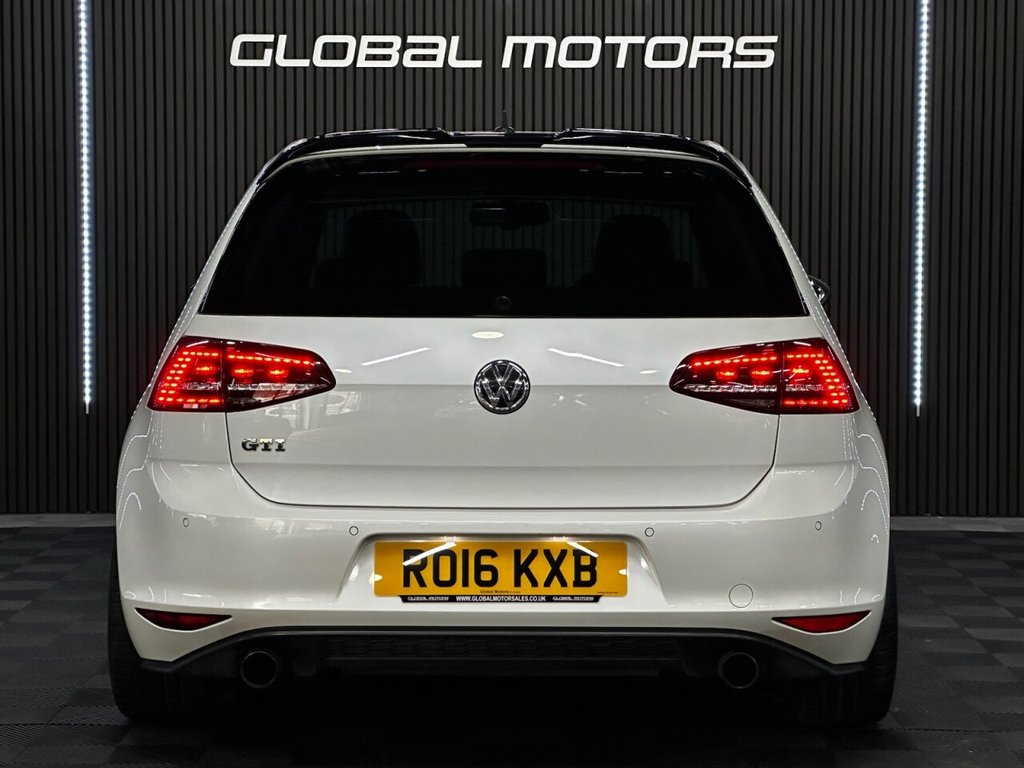 Used Volkswagen Golf 2016 for sale - 77642164: Photo 4