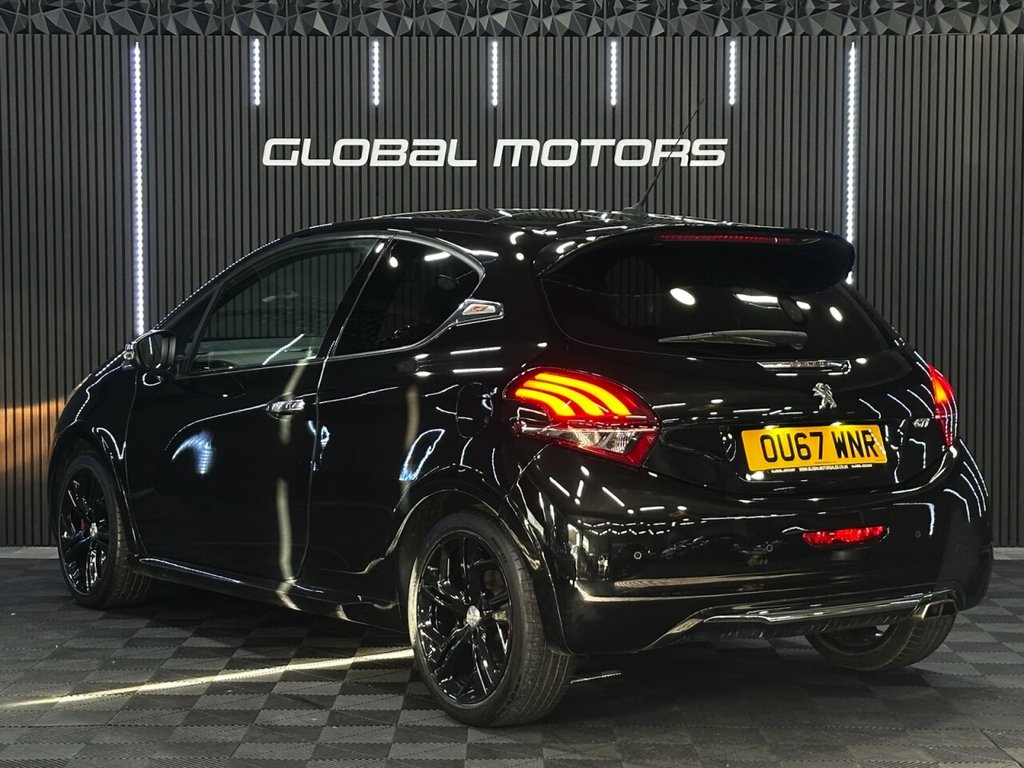 Used Peugeot 208 2017 for sale - 76820634: Photo 13