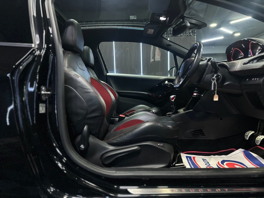 Used Peugeot 208 2017 for sale - 76820634: Photo 17