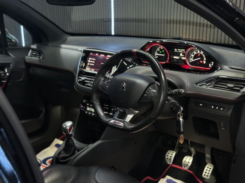 Used Peugeot 208 2017 for sale - 76820634: Photo 22