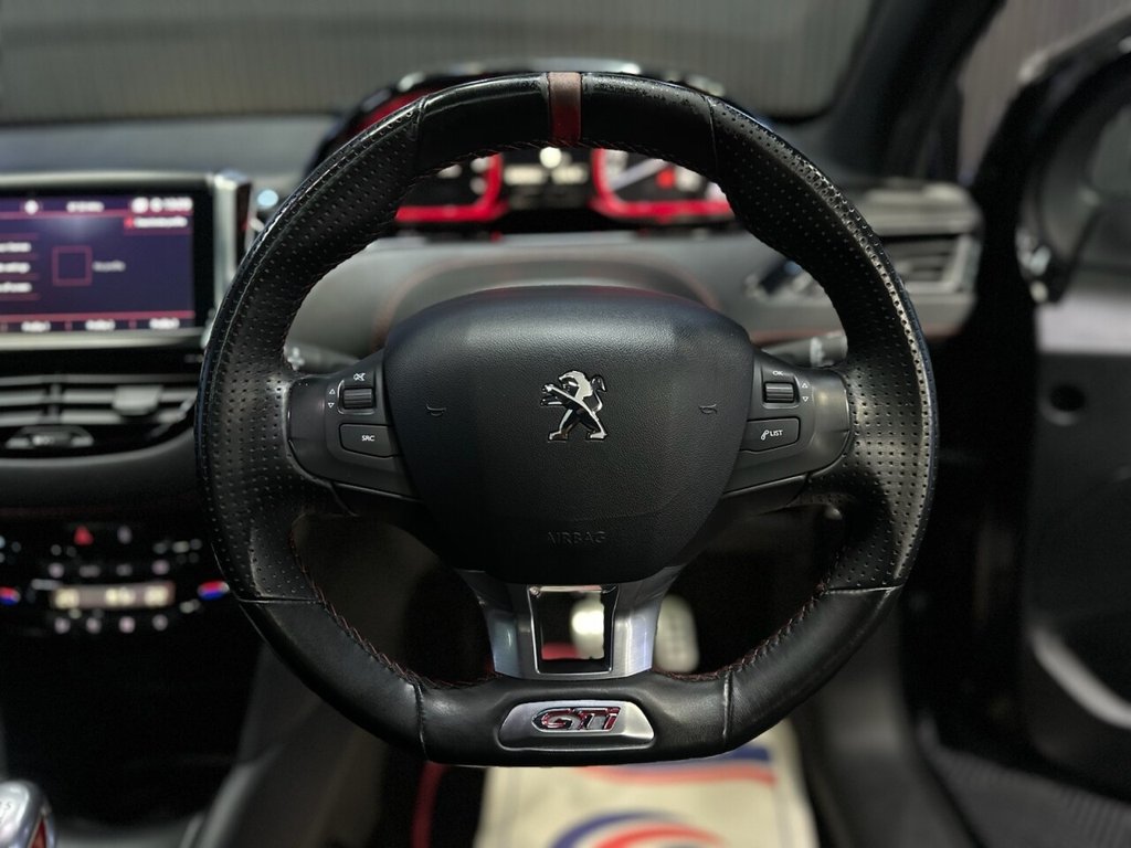 Used Peugeot 208 2017 for sale - 76820634: Photo 23