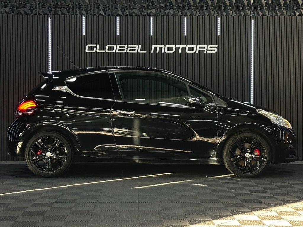 Used Peugeot 208 2017 for sale - 76820634: Photo 6