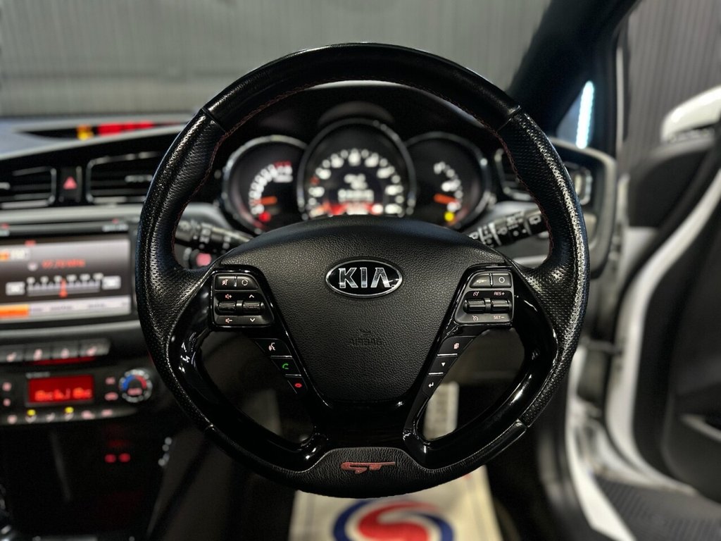 Used Kia Pro Ceed 2015 for sale - 76821171: Photo 24