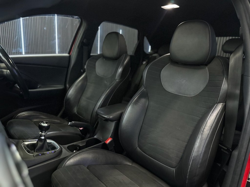 Used Hyundai i30 2018 for sale - 77780131: Photo 18