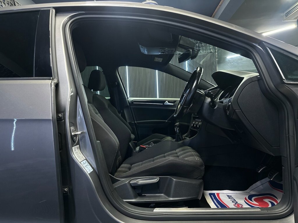 Used Volkswagen Golf 2017 for sale - 77139369: Photo 19