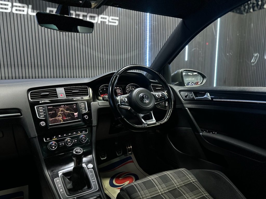 Used Volkswagen Golf 2017 for sale - 77139369: Photo 21