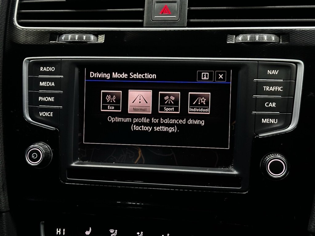 Used Volkswagen Golf 2017 for sale - 77139369: Photo 27