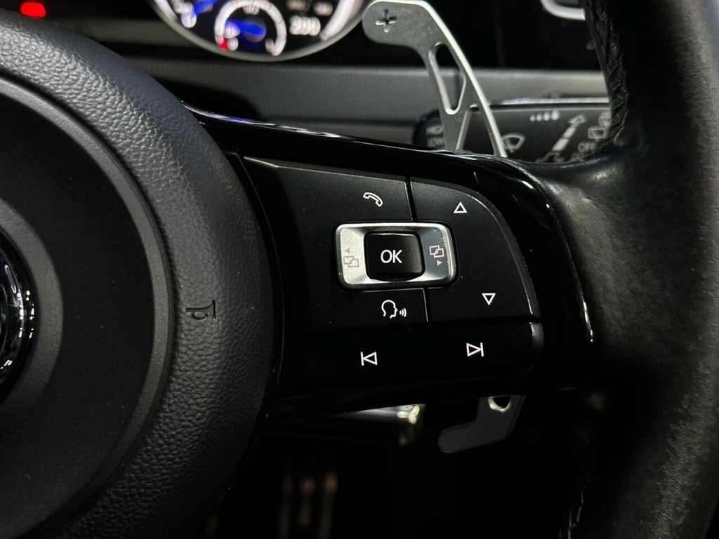 Used Volkswagen Golf 2015 for sale - 77631757: Photo 36