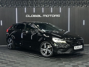Used Volvo V40 2018 for sale - 79009371: Photo