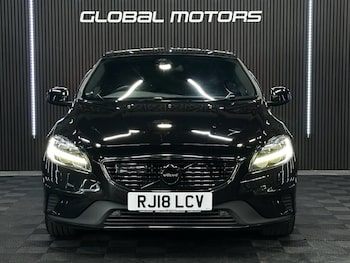 Used Volvo V40 2018 for sale - 79009371: Photo