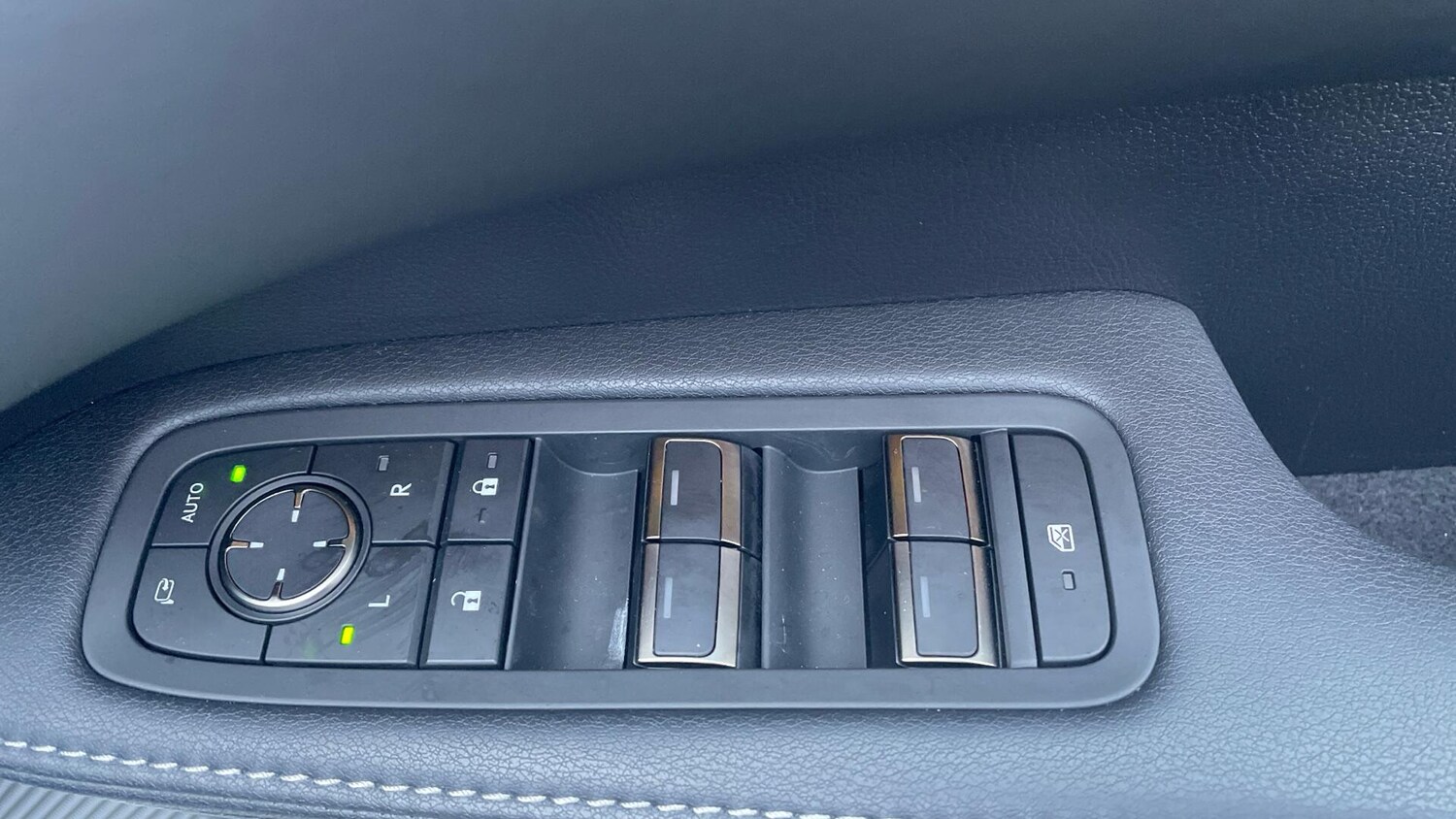 Used Lexus RX 2025 for sale - 77440789: Photo 34