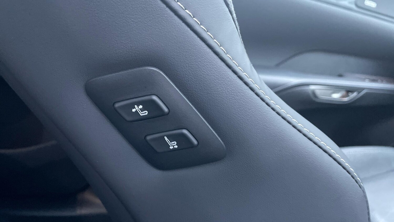 Used Lexus RX 2025 for sale - 77440789: Photo 38