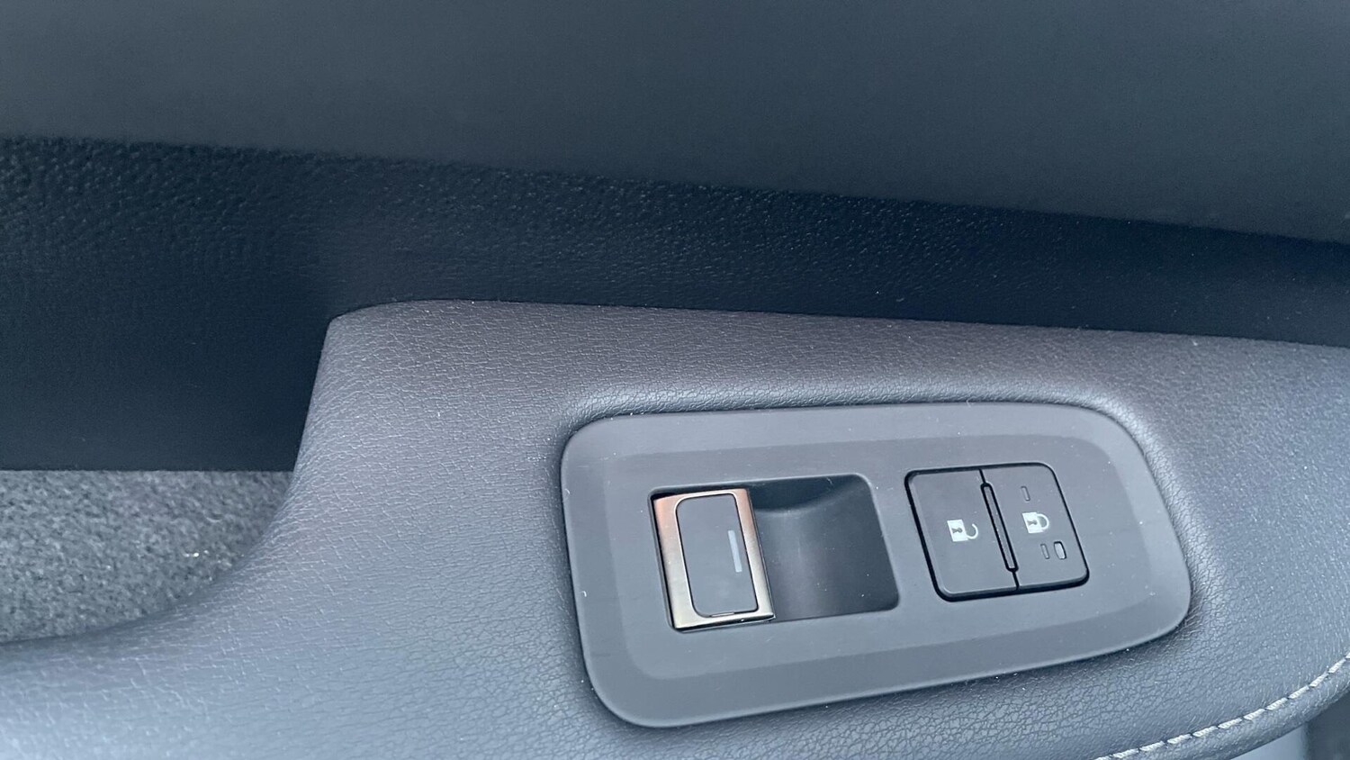 Used Lexus RX 2025 for sale - 77440789: Photo 44