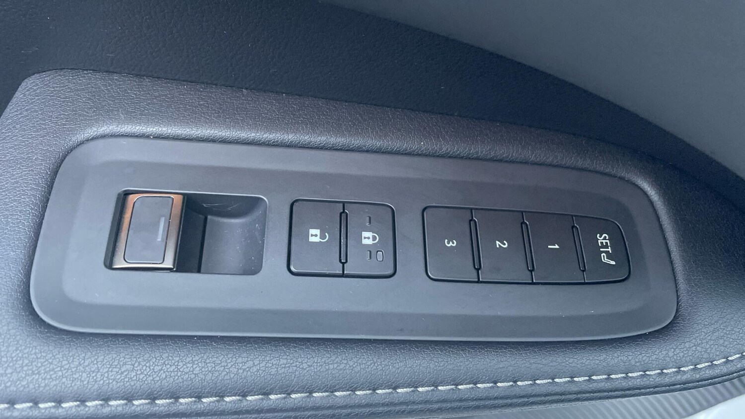 Used Lexus RX 2025 for sale - 77440789: Photo 45