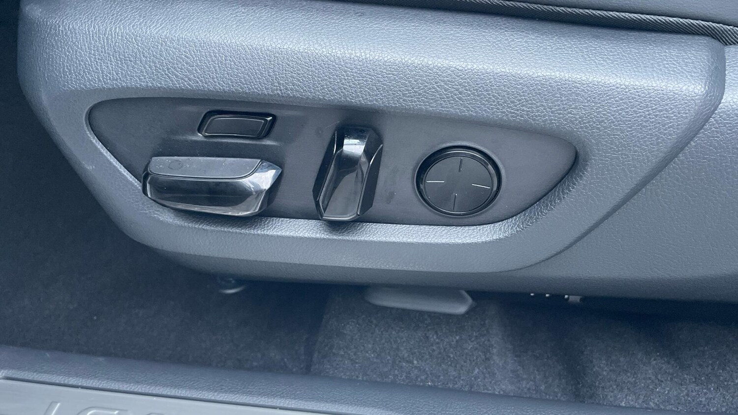 Used Lexus RX 2025 for sale - 77440789: Photo 46