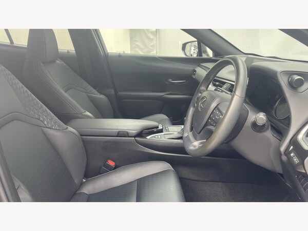Used Lexus UX 2022 for sale - 76085465: Photo 15
