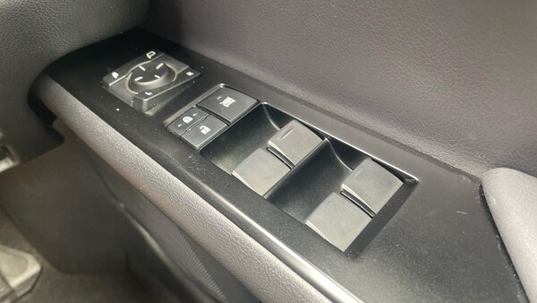Used Lexus UX 2022 for sale - 76085465: Photo 28