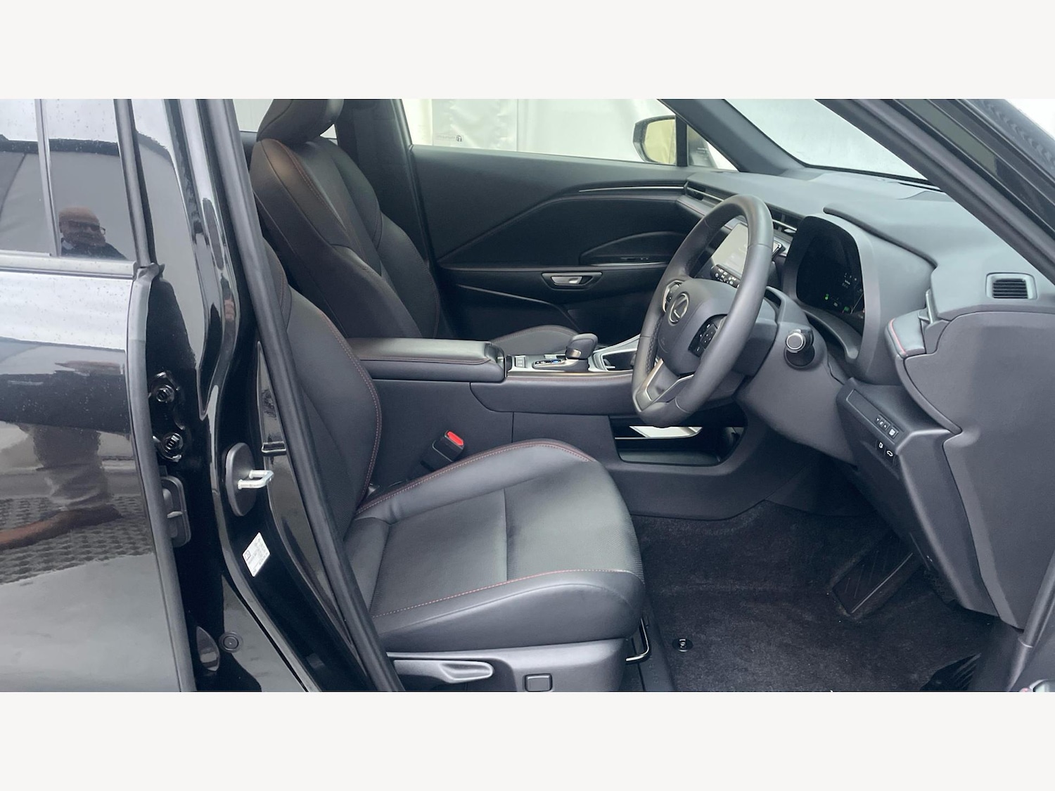 Used Lexus LBX 2024 for sale - 76633654: Photo 15