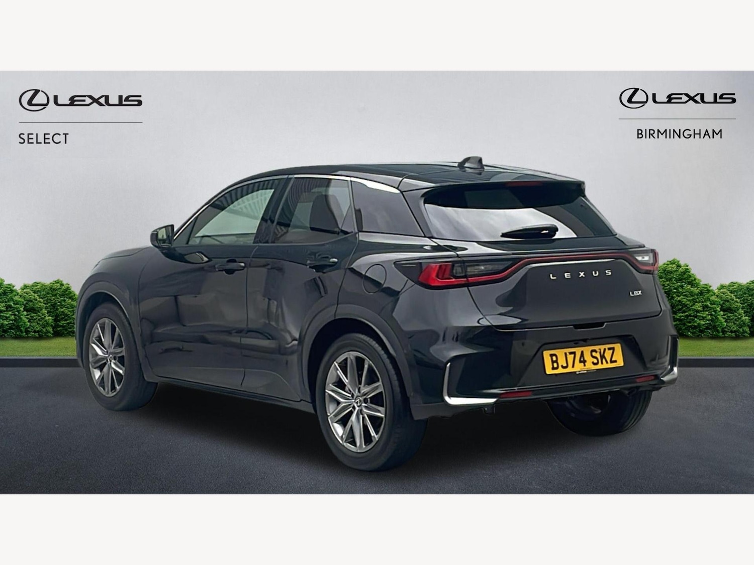 Used Lexus LBX 2024 for sale - 76633654: Photo 2