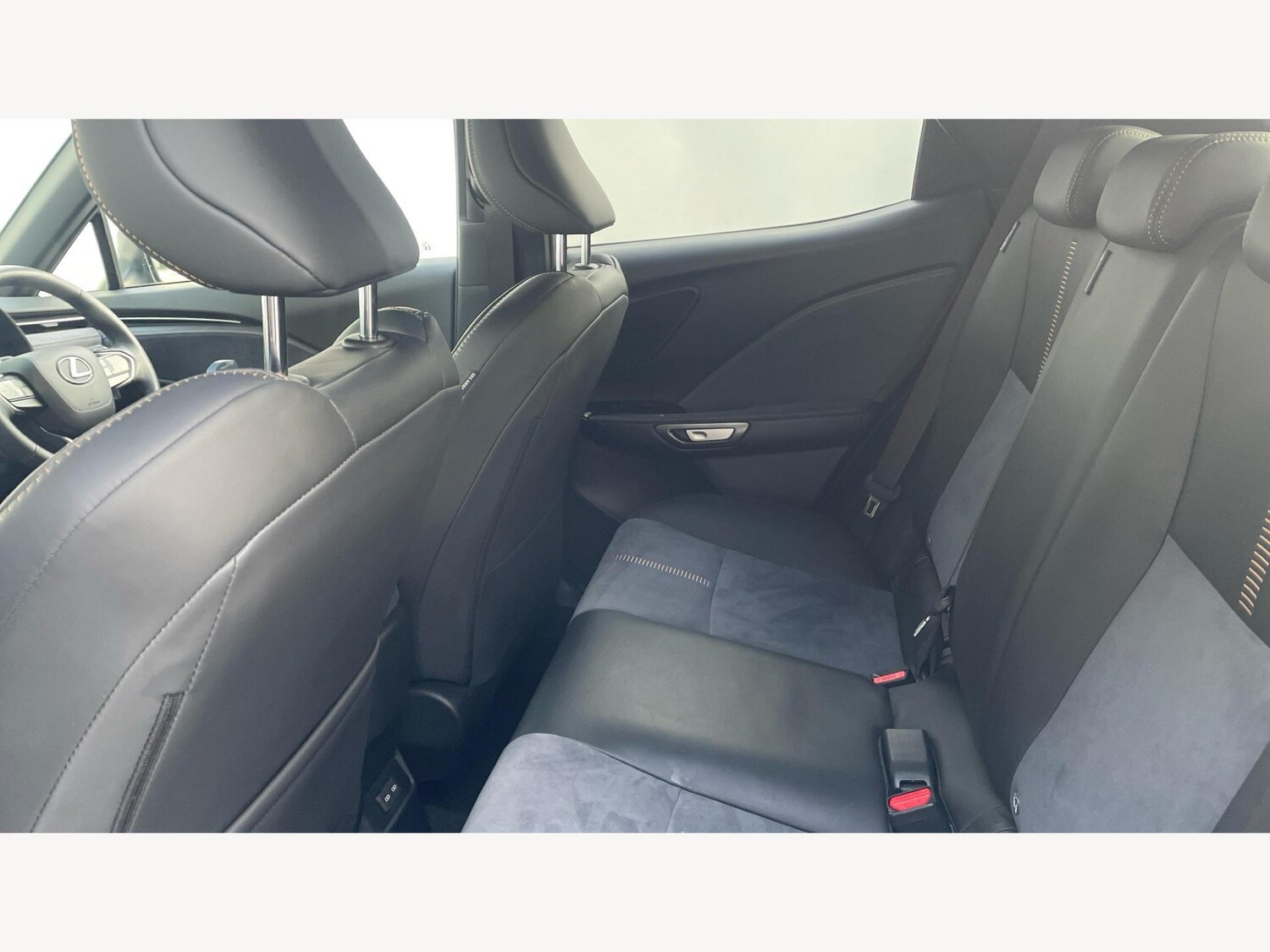 Used Lexus LBX 2024 for sale - 77575079: Photo 11