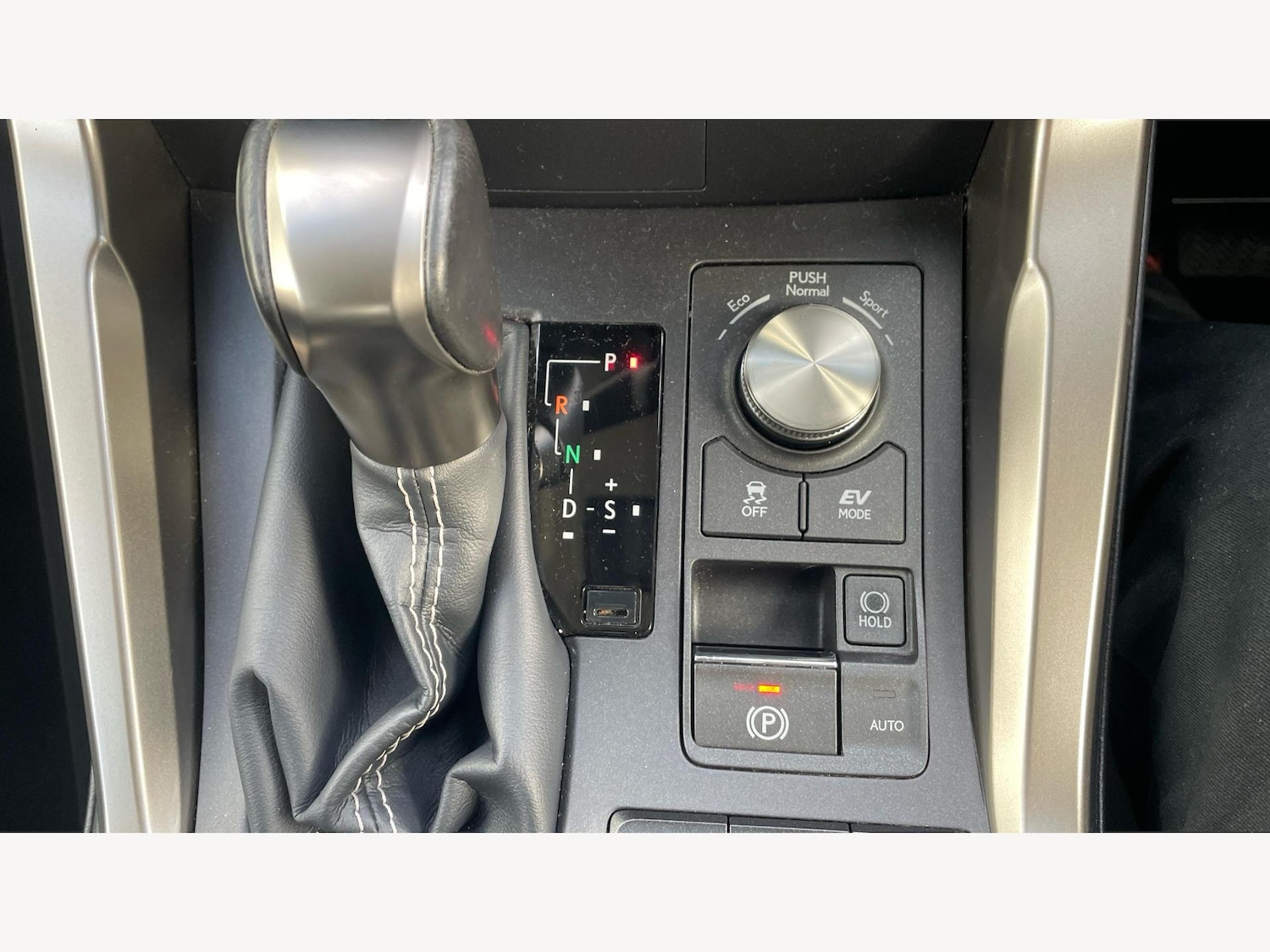 Used Lexus NX 2018 for sale - 77386949: Photo 28